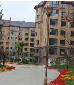 學區房，交通方便，費用低