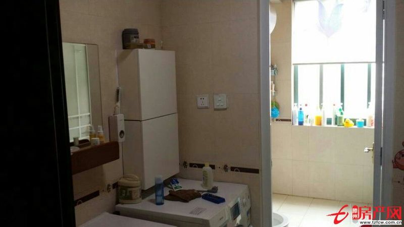 急售通盛上?；▓@精裝修家具家電齊全拎包入住