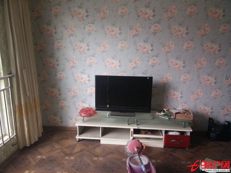 威尼斯小區，家電家具供暖