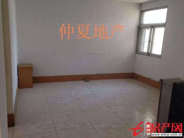 前進(jìn)花園滕北學(xué)區(qū)房黃金三樓戶型很棒采光好滿五年可貸款