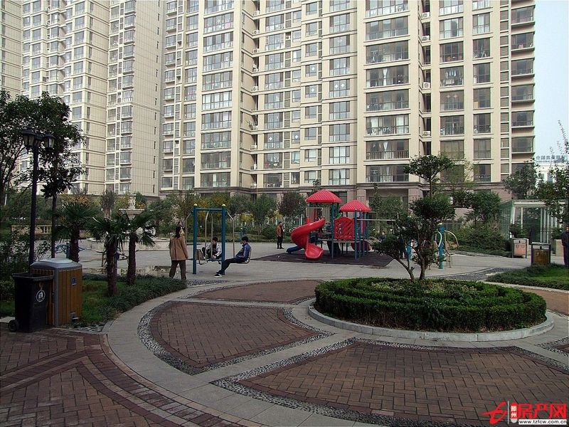 愛家豪庭小區老一中學區房精裝拎包即住