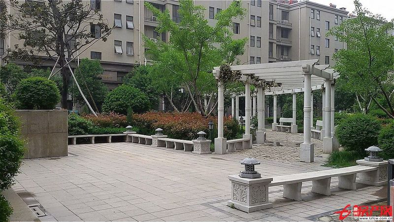愛家豪庭小區(qū)北關(guān)小學(xué)老一中學(xué)區(qū)房精裝拎包即住