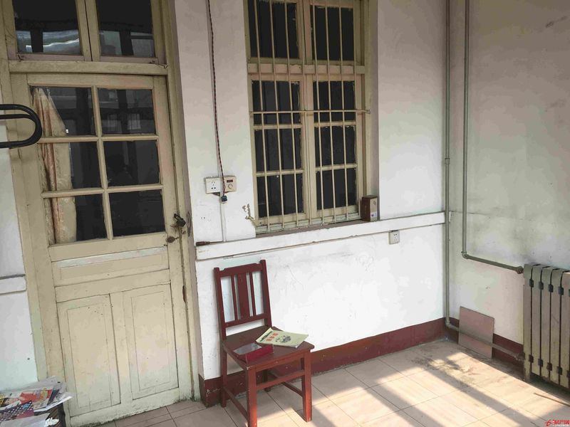 水利局宿舍帶獨院，沿河路，緊靠龍泉廣場