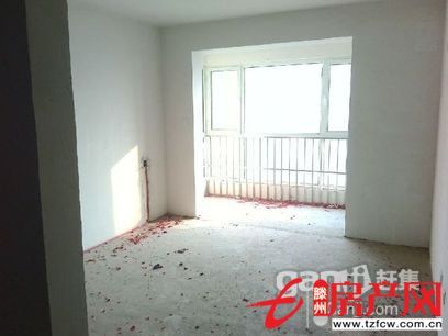 三室兩廳一衛(wèi)，兩室向陽，隨時看房