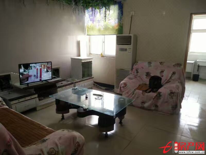 幸福小區北區吉房出租三室一廳，拎包入住