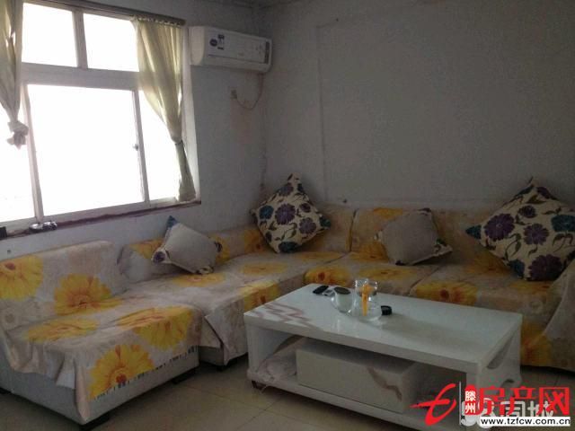 滕州北安居小區(qū)，三室一廳，次臥，朝北，女生合租