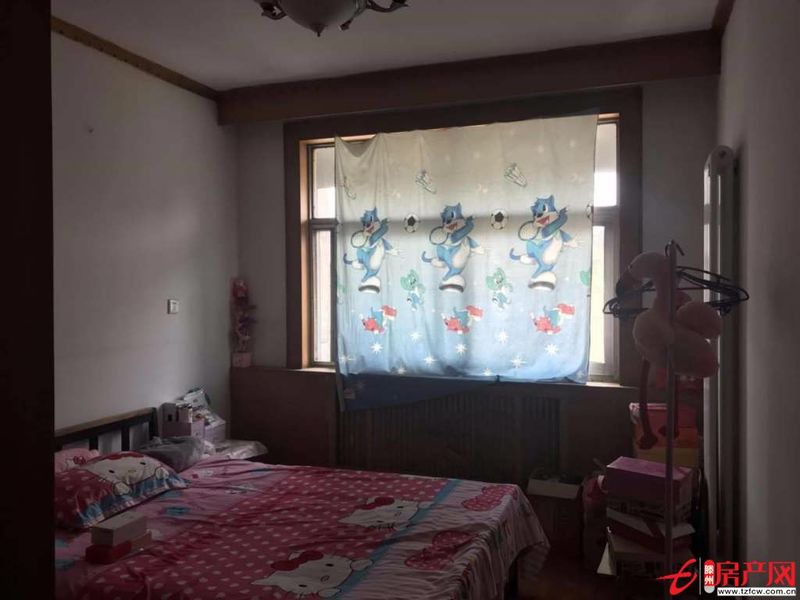 人民醫院西，電廠宿舍，3室2廳，滿五，可貸，送儲藏室