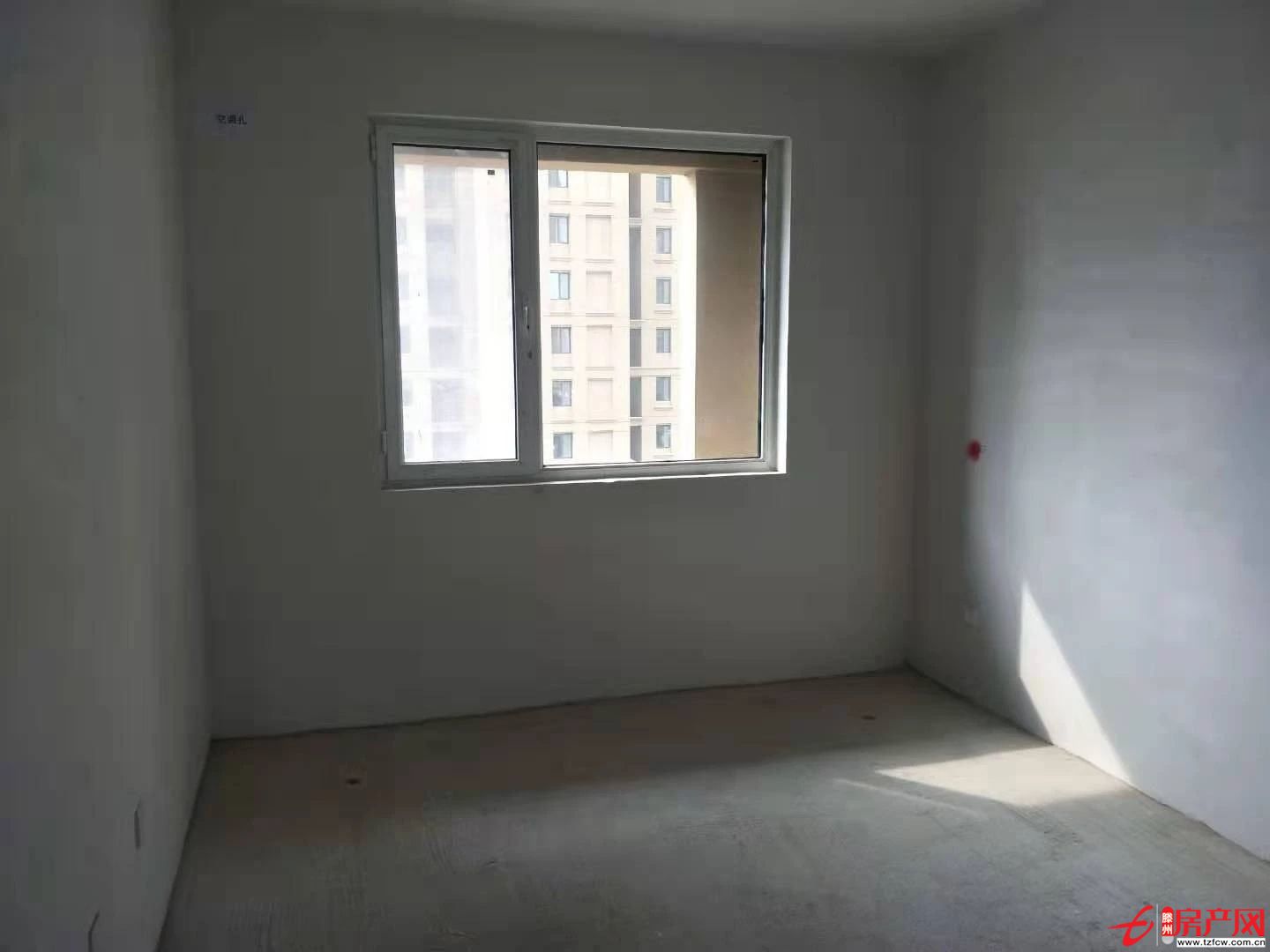 汽車站真愛商城旁邊熙城國際，兩室朝陽有鑰匙隨時看房首付50萬