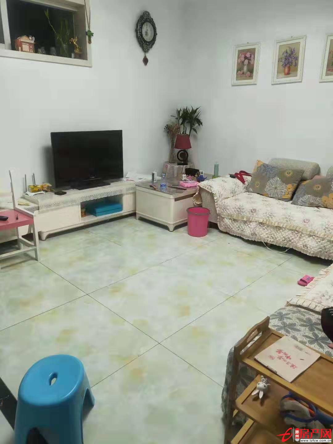 陽光國際西玫瑰園 兩室兩廳精裝修 家具家電基本齊全，拎包入住