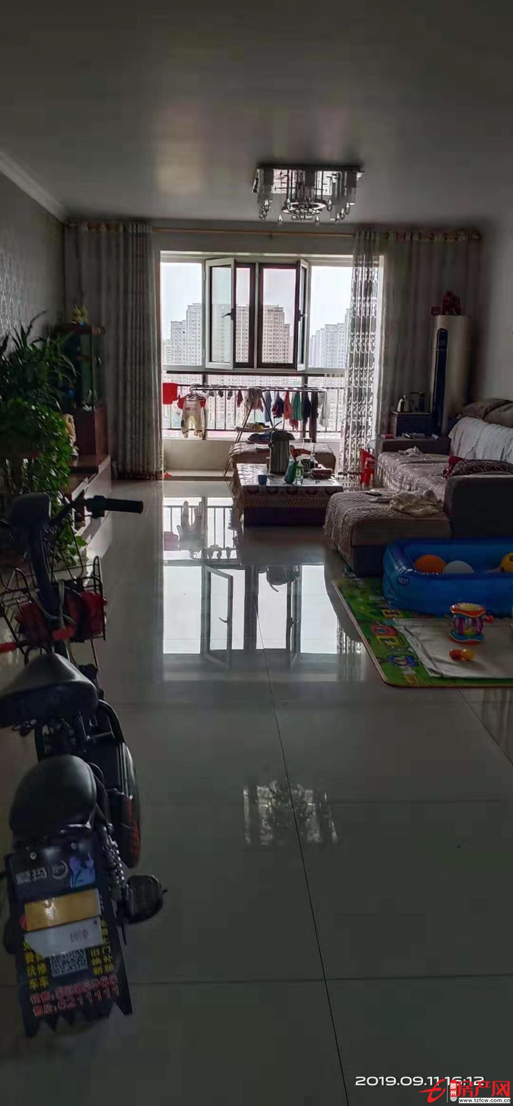 狀元府前排，三室兩廳，可貸款