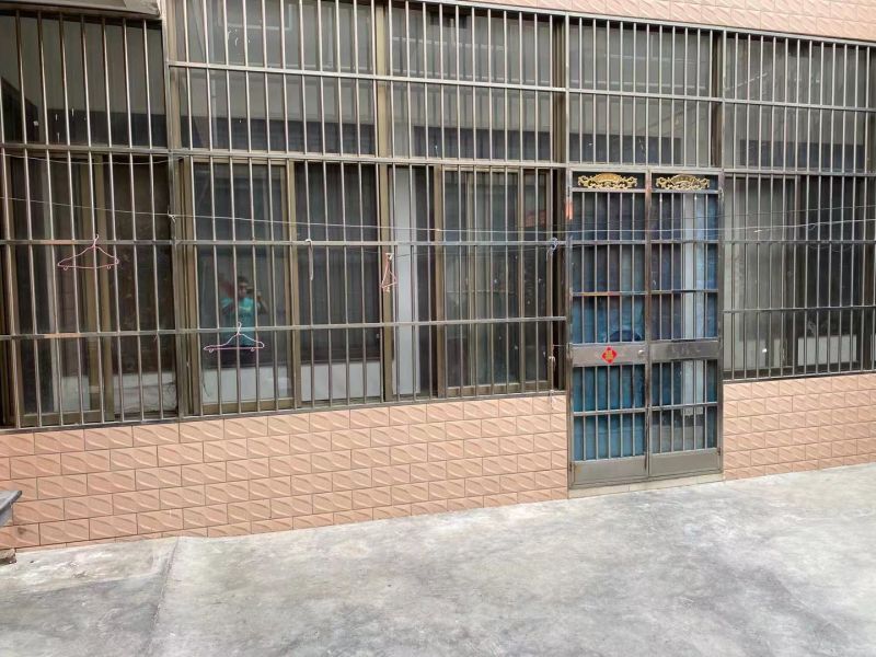 后洪村獨院，普通裝修4室2廳1衛180m2700元/月