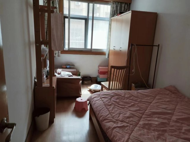 杏壇東區(qū)  3室2廳1衛(wèi)98.4m2105萬(wàn)元